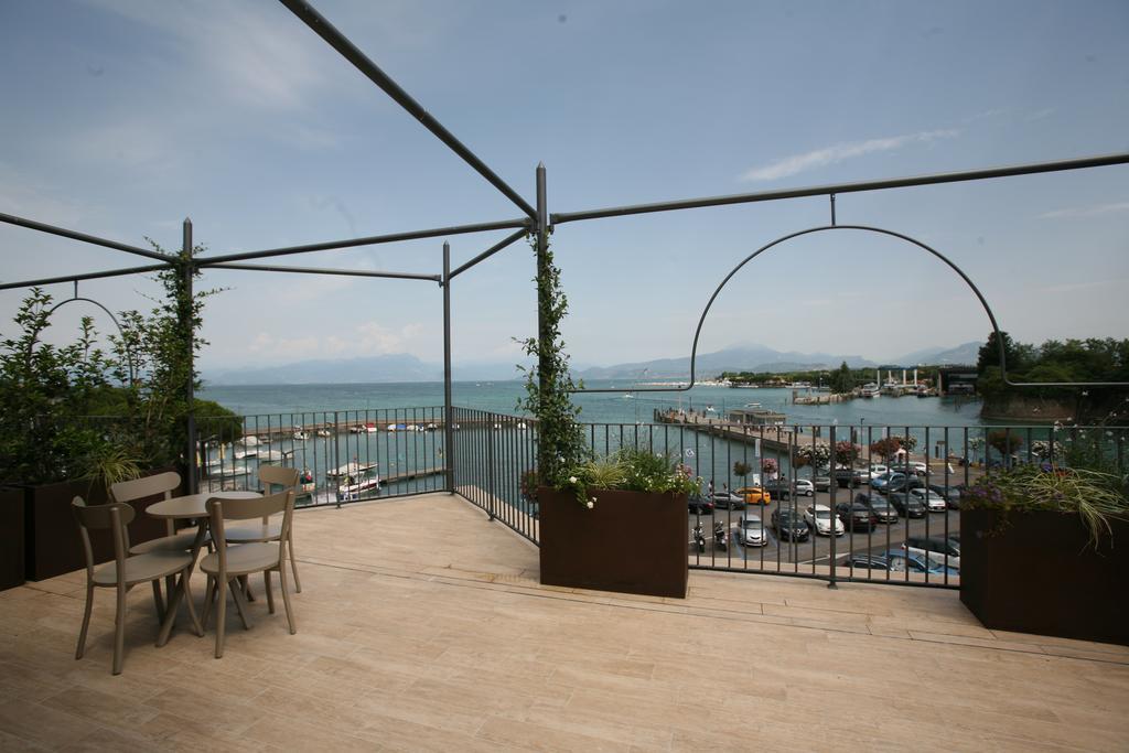 Riviera Carducci Rooms Peschiera del Garda Eksteriør bilde