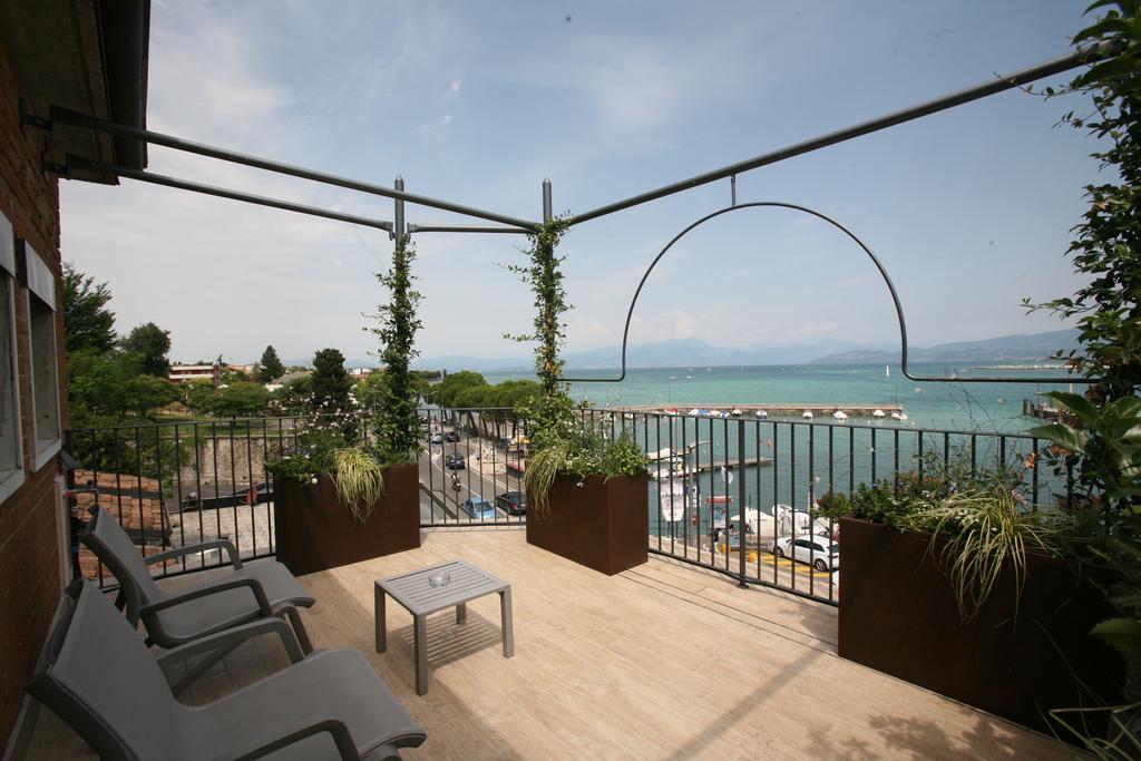 Riviera Carducci Rooms Peschiera del Garda Eksteriør bilde