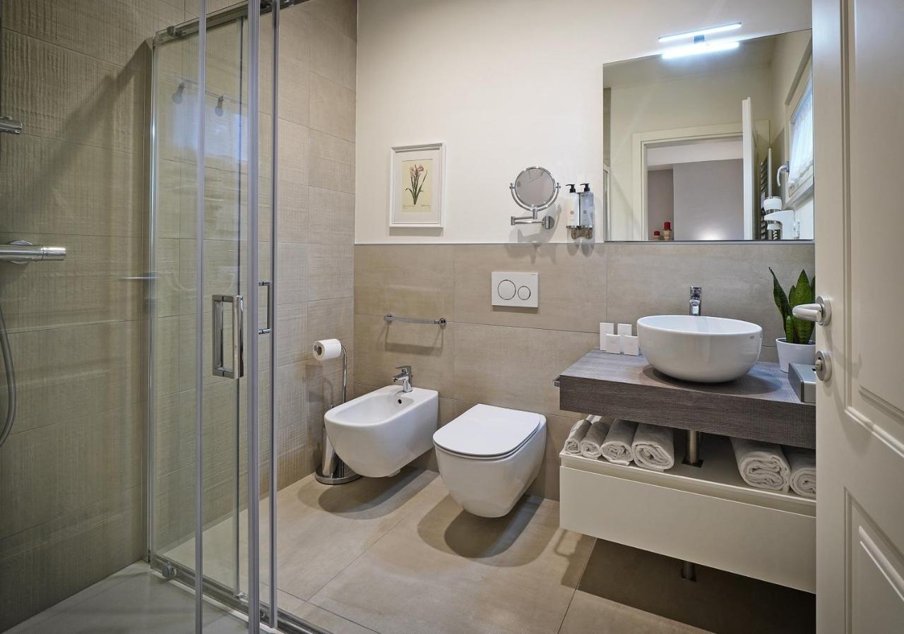 Riviera Carducci Rooms Peschiera del Garda Eksteriør bilde