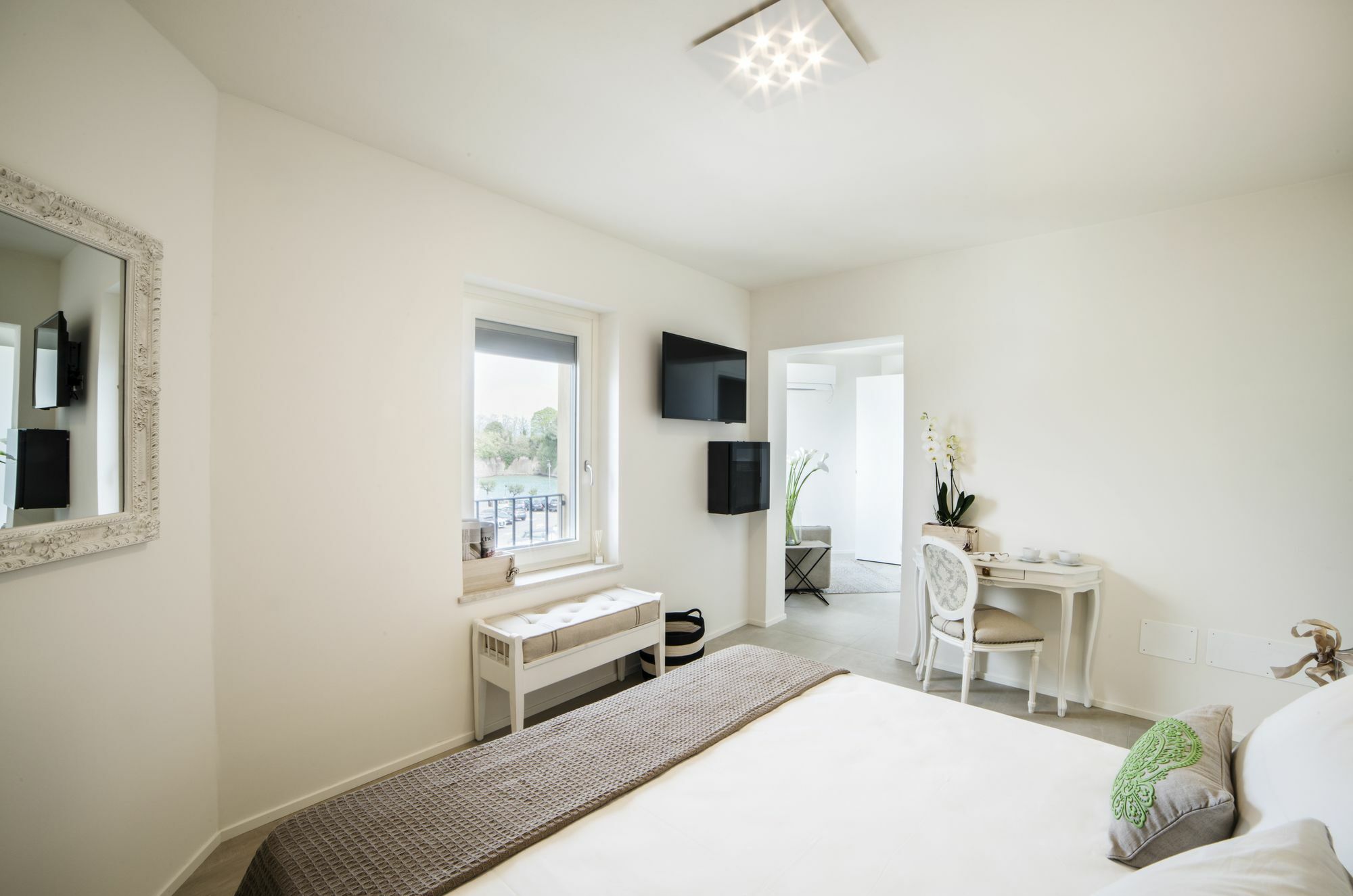 Riviera Carducci Rooms Peschiera del Garda Eksteriør bilde