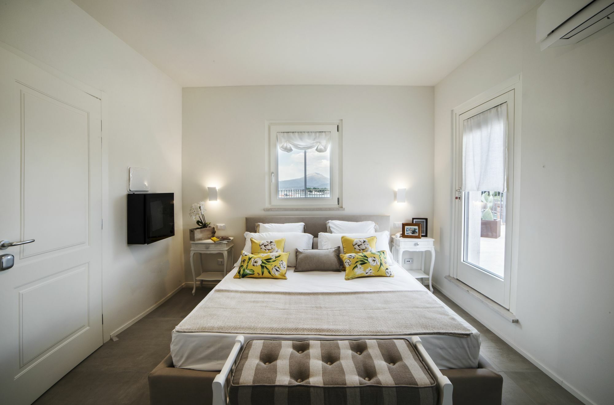 Riviera Carducci Rooms Peschiera del Garda Eksteriør bilde