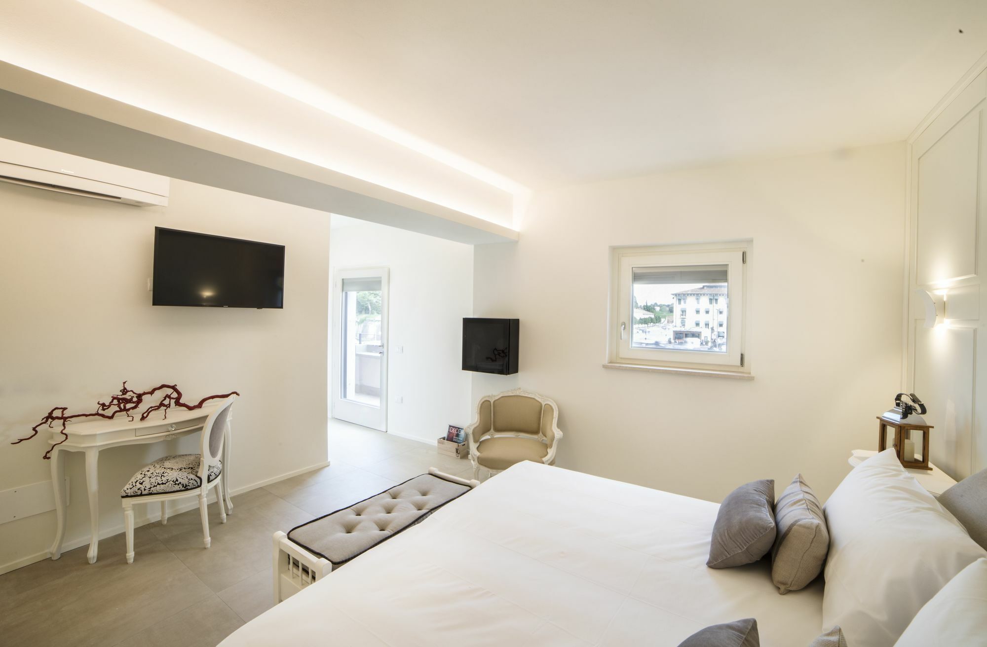 Riviera Carducci Rooms Peschiera del Garda Eksteriør bilde